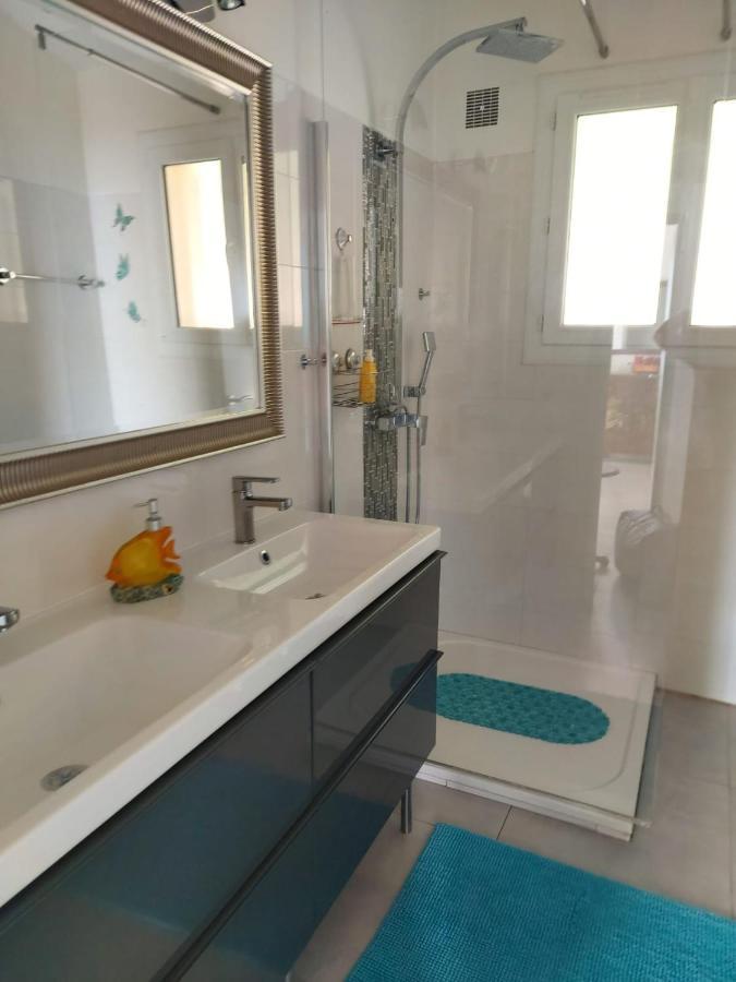 Chambres Bellevue 카르쿠에이란느 외부 사진