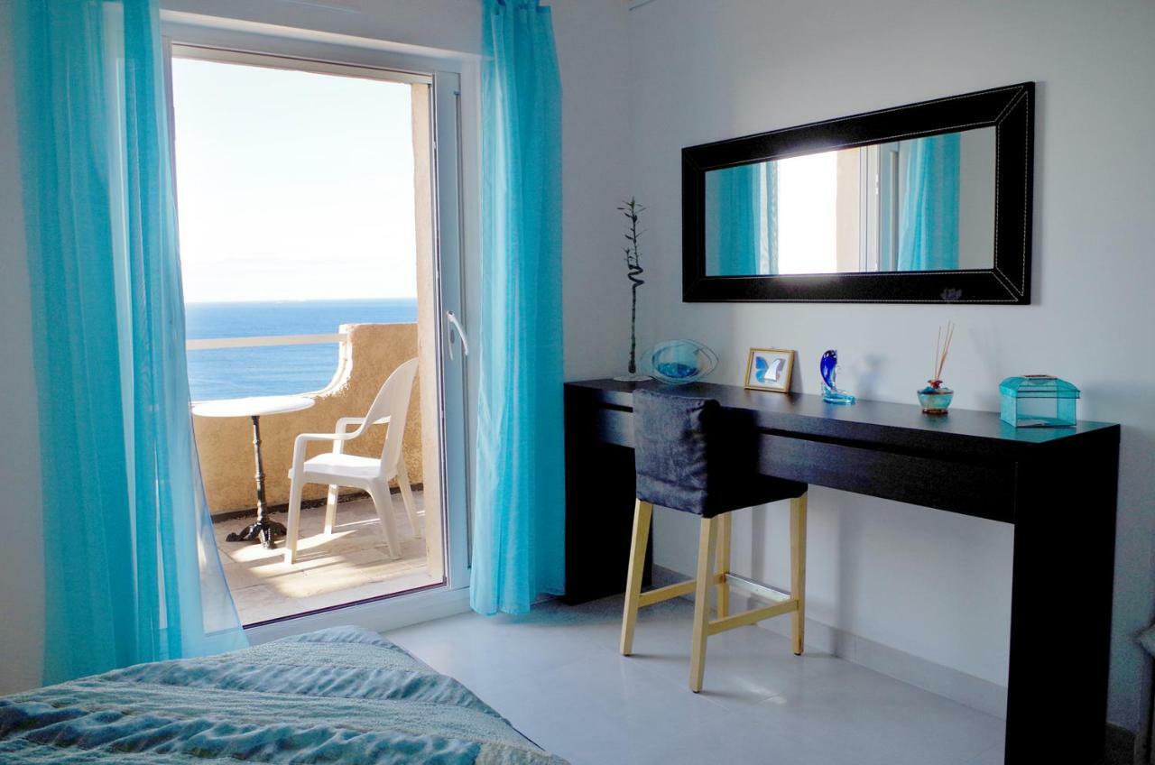Chambres Bellevue 카르쿠에이란느 외부 사진